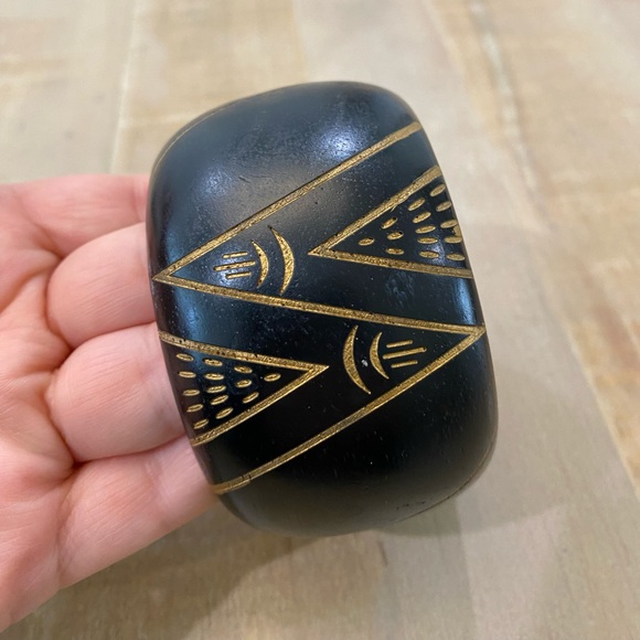 Dark Brown Wood Carved Light Bangle Bracelet - Picture 6 of 16